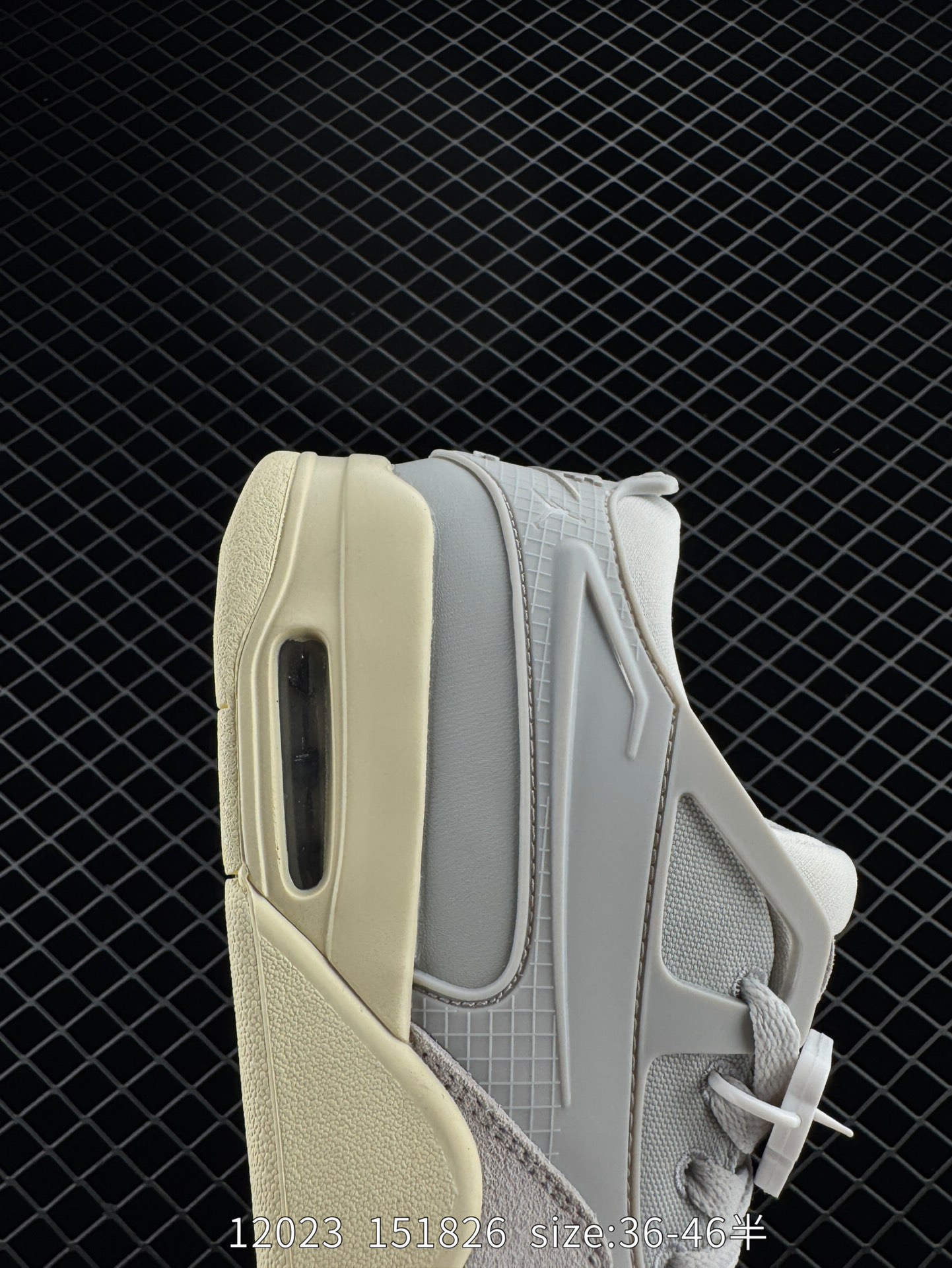 Nike Air Jordan 4 Retro